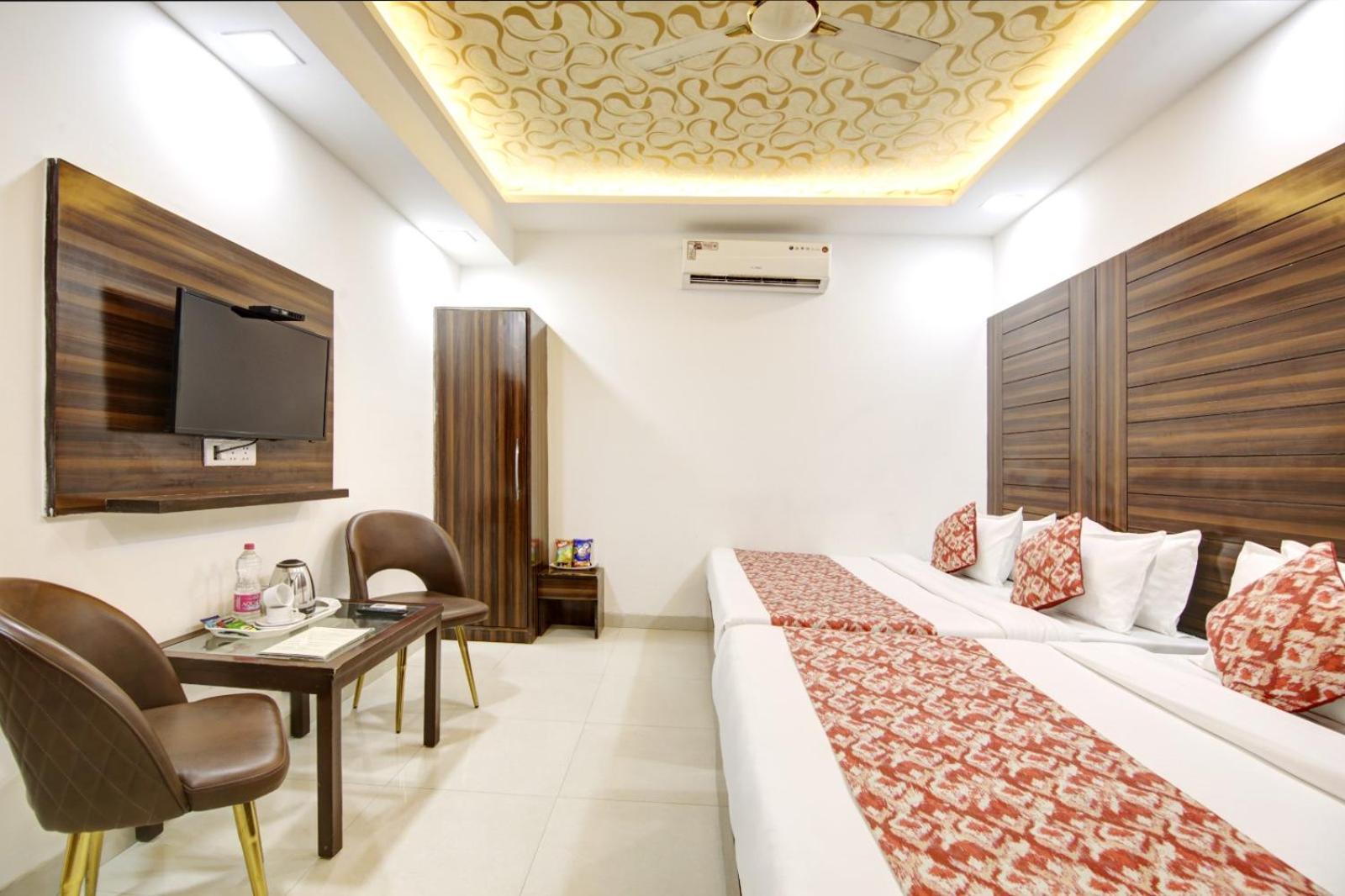 Hotel Devrana Delhi Airport 新德里 外观 照片