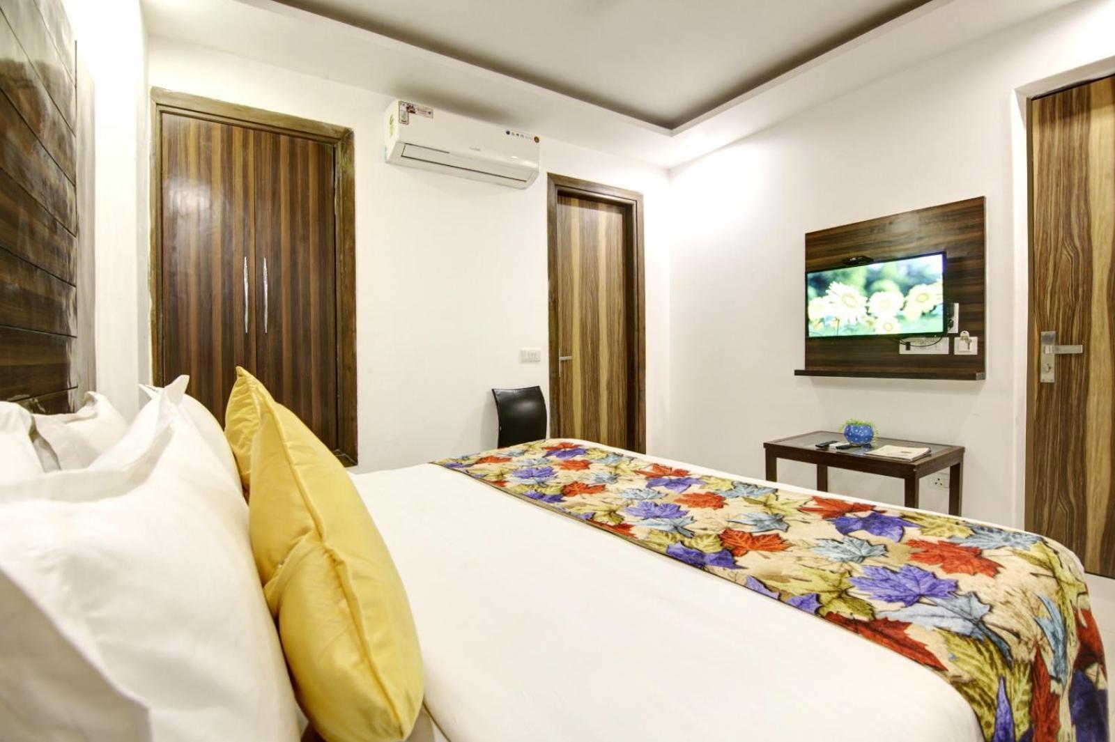 Hotel Devrana Delhi Airport 新德里 外观 照片
